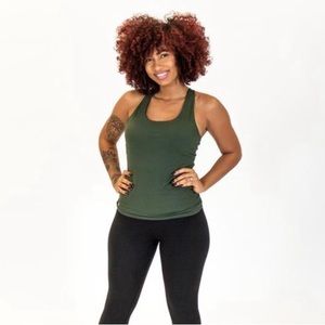 Senita Athletics Salutation Cross Back Tank Top in Evergreen, Size XS
